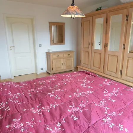 Comfortable By The Forest In Apartament Wévercé