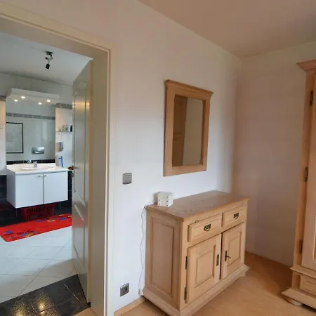 Comfortable By The Forest In Apartament Wévercé